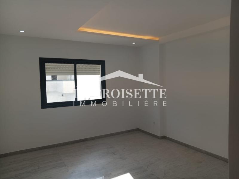 Appartement S+2 à La Soukra